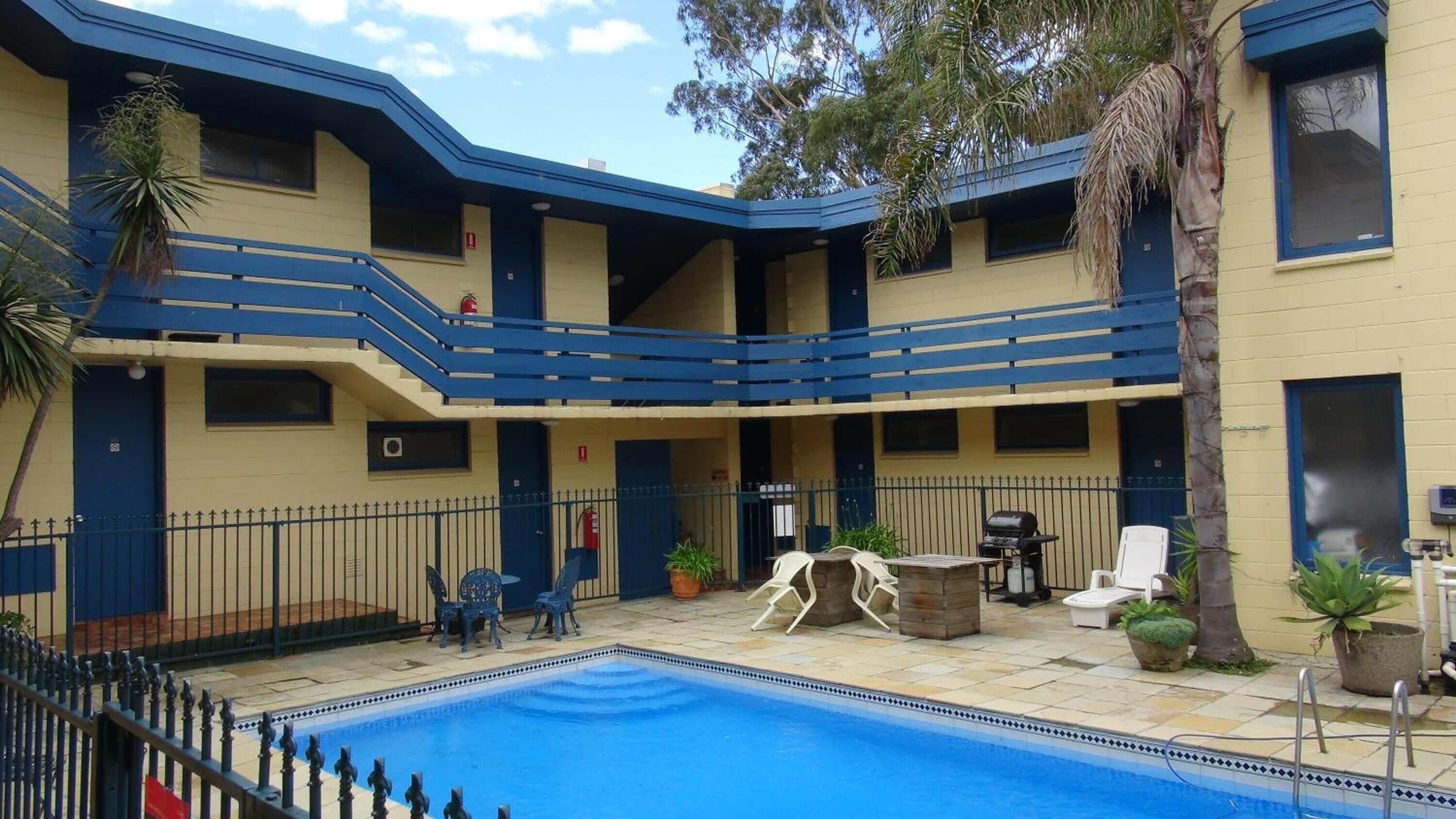 Pathfinder Motel — Photos 1